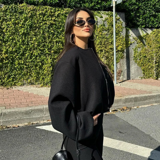 Blouson Noir Femme - Coupe Moderne et Confortable