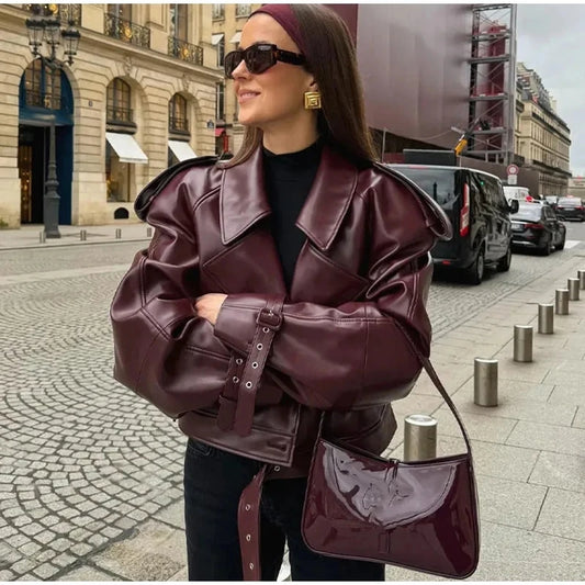 Bomber en Faux Cuir – Coupe Courte et Streetwear