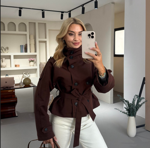 Trench Court Élégant